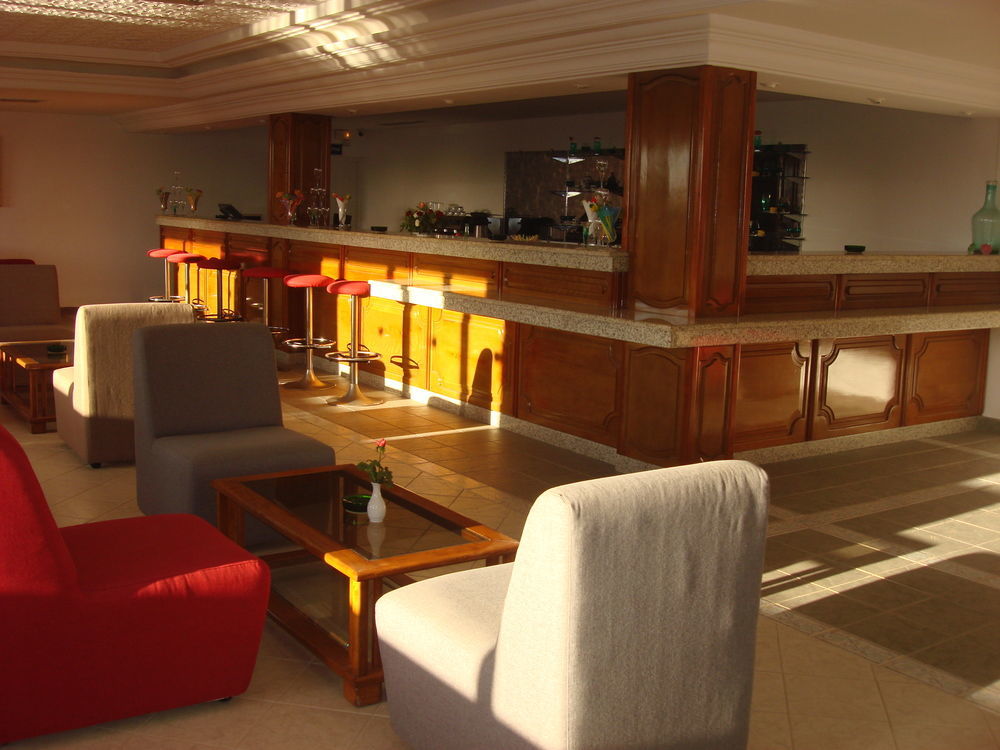Le Grand Des Thermes Hotel